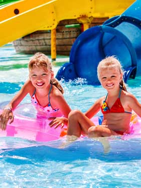 Hurricane Harbor Splashtown